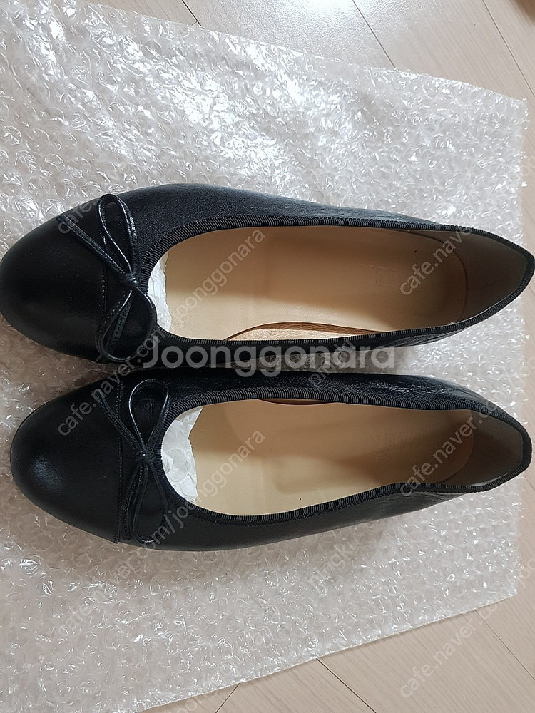 유메르 리본 플랫 235mm/1cm 택포 (사용감있음)--0