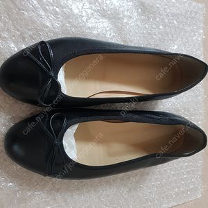 유메르 리본 플랫 235mm/1cm 택포 (사용감있음)