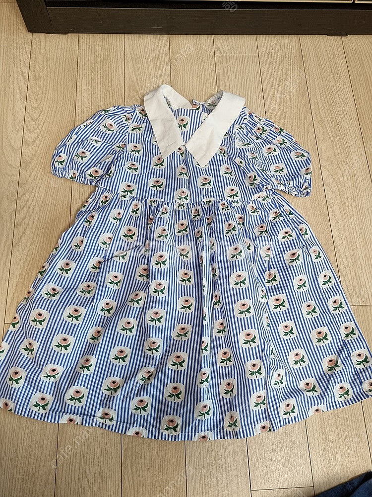 여아 원피스 및 치마 일괄 120사이즈 25,000원--0