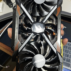 기가바이트 1080Ti 어로스 익스트림