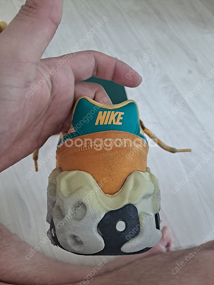 마지막가격다운 !!)나이키오버브레이크 카키 size 2...--3