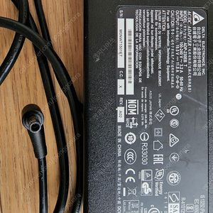 노트북 어댑터 230w 19.5v (asus gv701l)