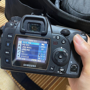 삼성 gx-10 DSLR 카메라(18-55mm등 망원렌즈 포함)