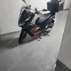 2020년 혼다 pcx 27000km 팝니다