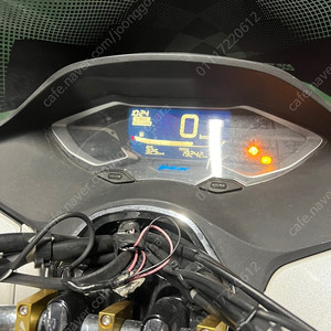 21년식 pcx125 abs 팝니다.270만