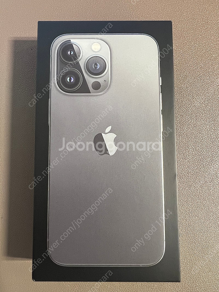 [새제품] 아이폰13pro 256gb 그래파이터 팝니다.--0