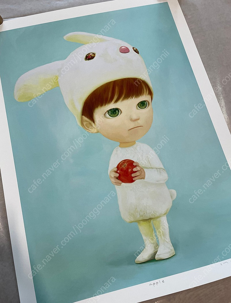 마유카 야마모토 apple 판화 이미지