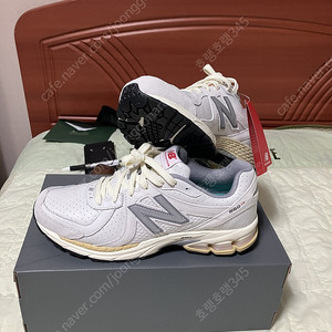 디네댓x뉴발 860v2(270size)