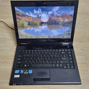 엑스노트 CPU: i7 Q720 RAM: DDR3 6G SSD: 120G ​지포스 GT 310M