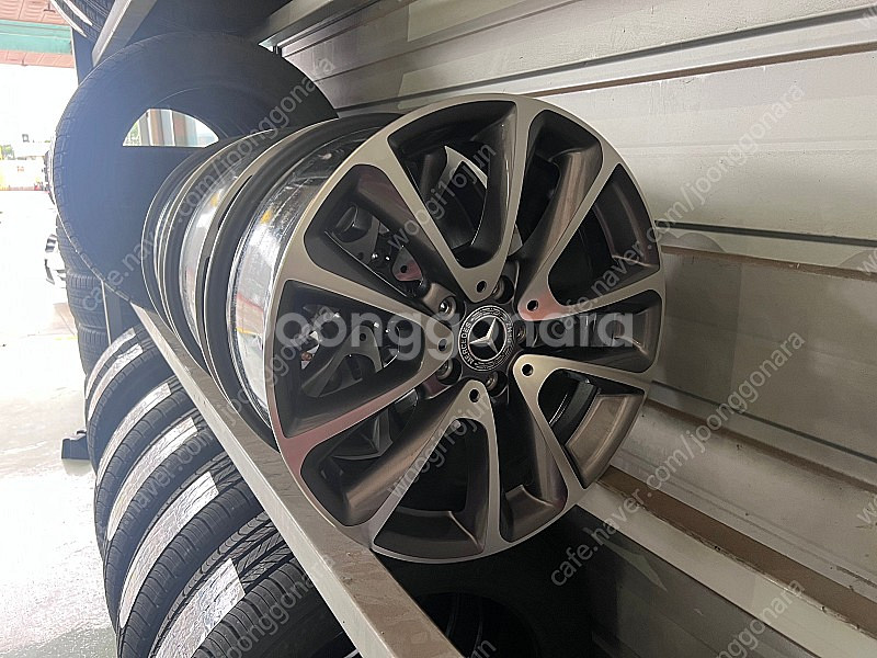 벤츠 E클 E213 나이트패키지 휠 팝니다.--1