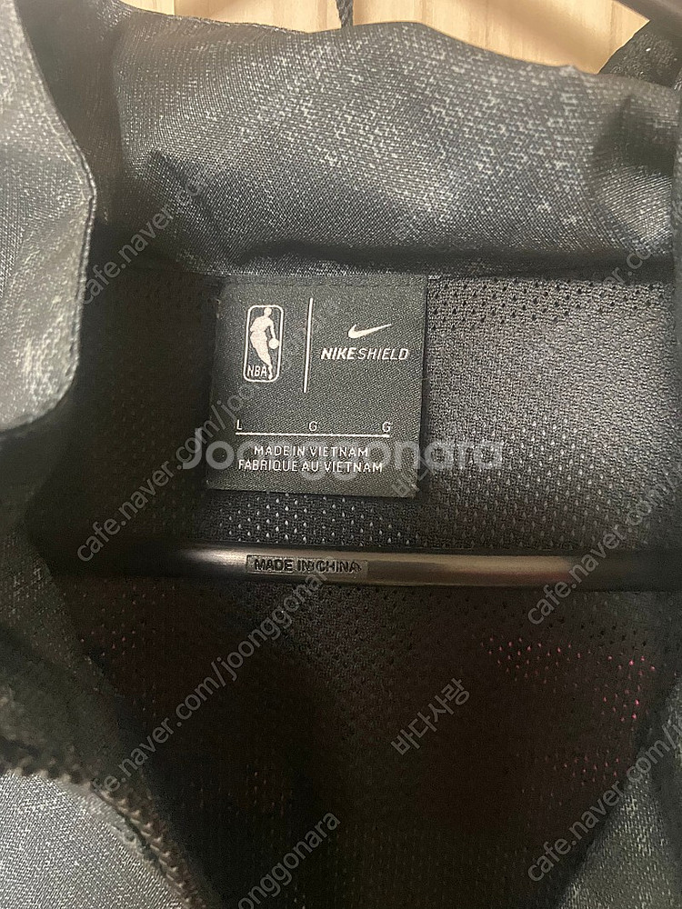 나이키 CV5606-010 NBA 후드바람막이 팝니다--4