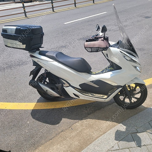 pcx125 20년식 2만7천km 홍진헬멧무료드림