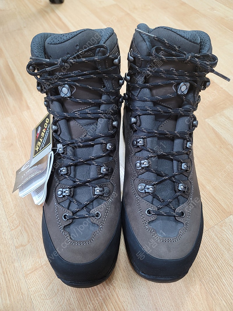GTX UK9 5 US10 EU44 gtx-uk9-5-us10-eu44