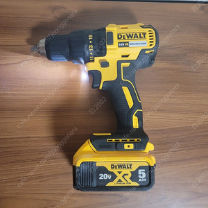 디월트 DCD7771 드릴드라이버