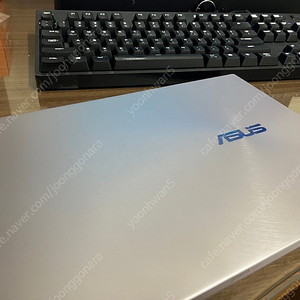 Asus 노트북 판매 (노트북 쿨링팬, 노트북 파우치, 충전기) 포함