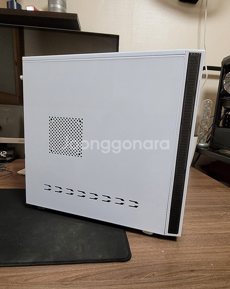 완본체 라이젠 2200G 램빼고 최저가 9만원! (개인...--4