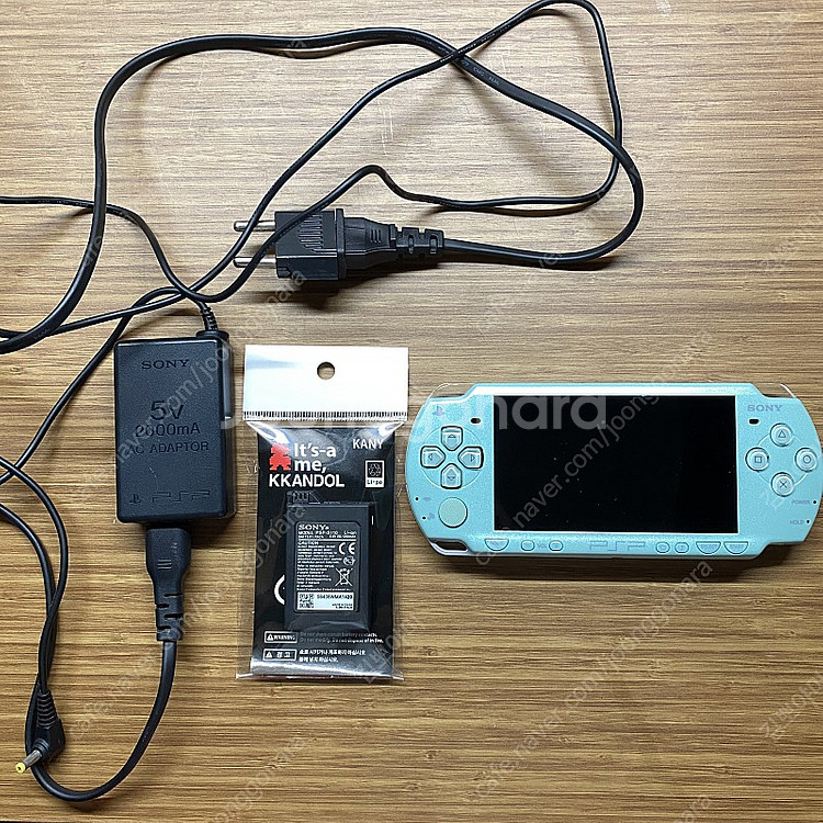 [일괄] PSP 2000 일본판 민트 게임기 본체 + ...--0