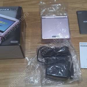 GBAsp 백라이트 ags101 미사용 박스셋 소장용 및 소장용 휴대용 게임기들 정리 합니다.