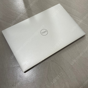 델 XPS 15 9500 노트북 판매합니다!