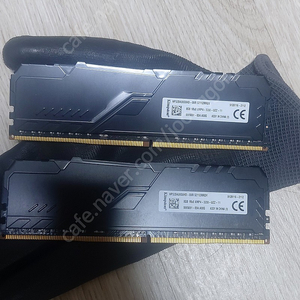 Hyper x 퓨리 ddr4 3200튜닝램 8기가 두개 일괄8만