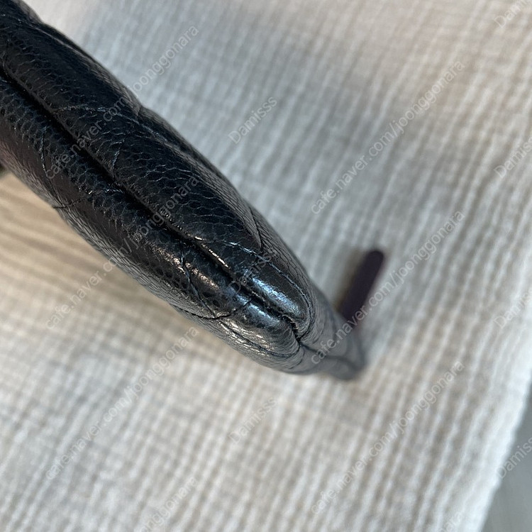 샤넬 클러치 미듐 19번대--3