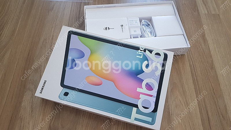 갤럭시탭s6lite 64g와이파이 팝니다--3