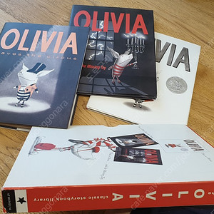 [새책] Olivia 아기돼지 올리비아 영어원서 양장본 총3권 13,000원 | 유아동도서/음반 | 중고나라