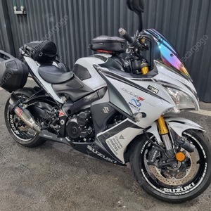 스천프 GSXS 1000F 풀 튜닝 팝니다 (18년 12월 차량 . 풀배기 구조 변경완료 퀵시프 UP.)