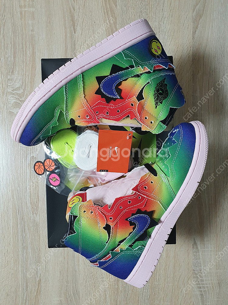 [270]나이키 조던1 하이 OG 제이발빈--1