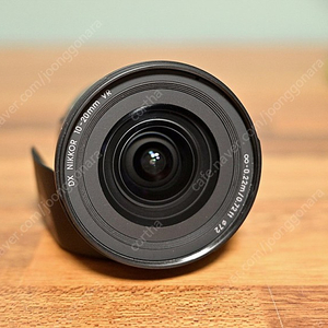 니콘정품 af-p 10-20mm DX VR 광각줌렌즈 팝니다.