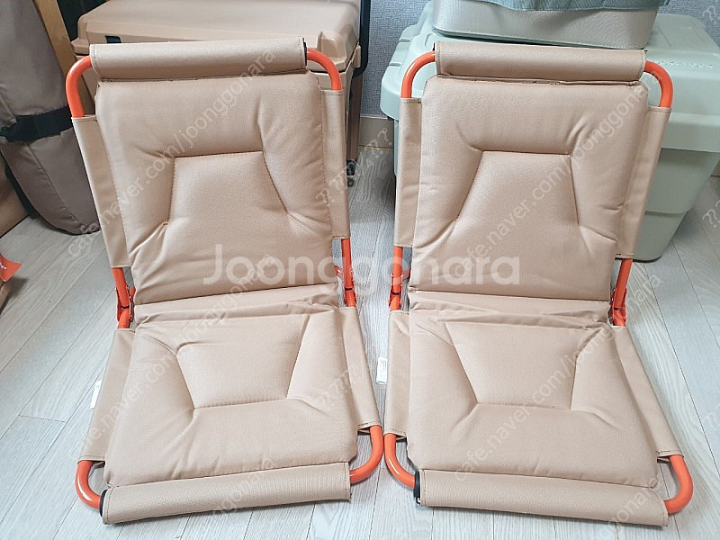 던킨 그라운드체어 베이지 2개--0