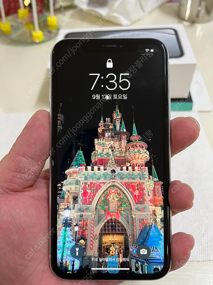 아이폰 xr 64g s급 화이트 (배터리 83%)--3
