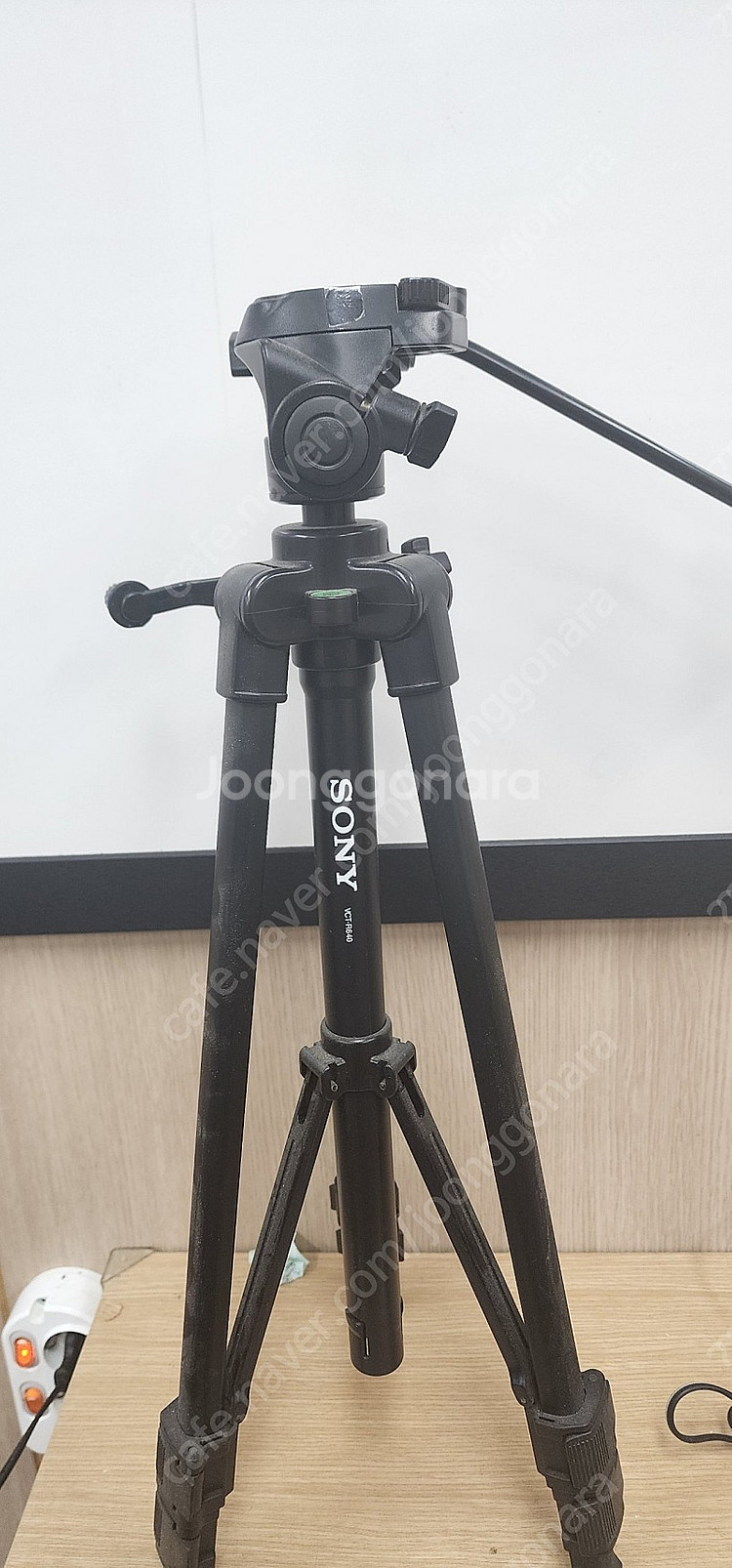 소니 cx130 캠코더와 삼각대 vct r640--5