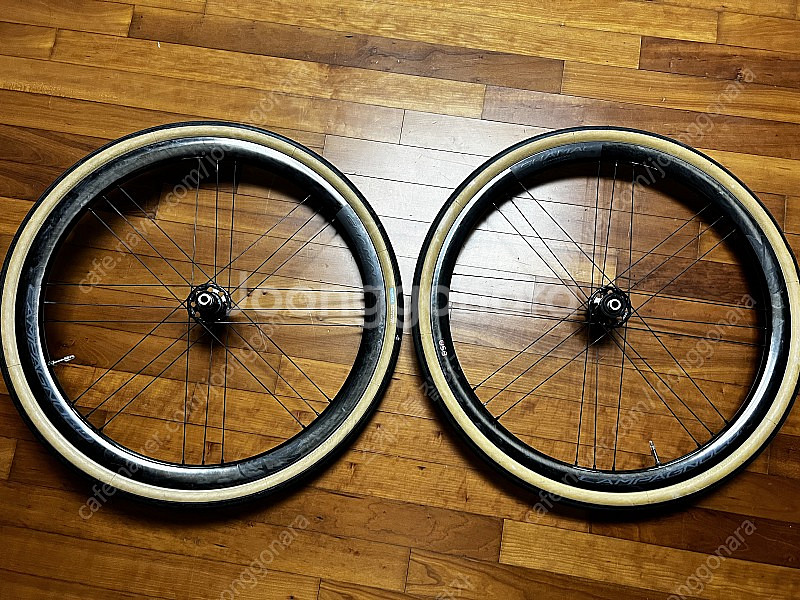 샤말 카본 휠셋 판매합니다.--0