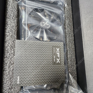 XFX 라데온 RX6600XT SWFT 210 팝니다.