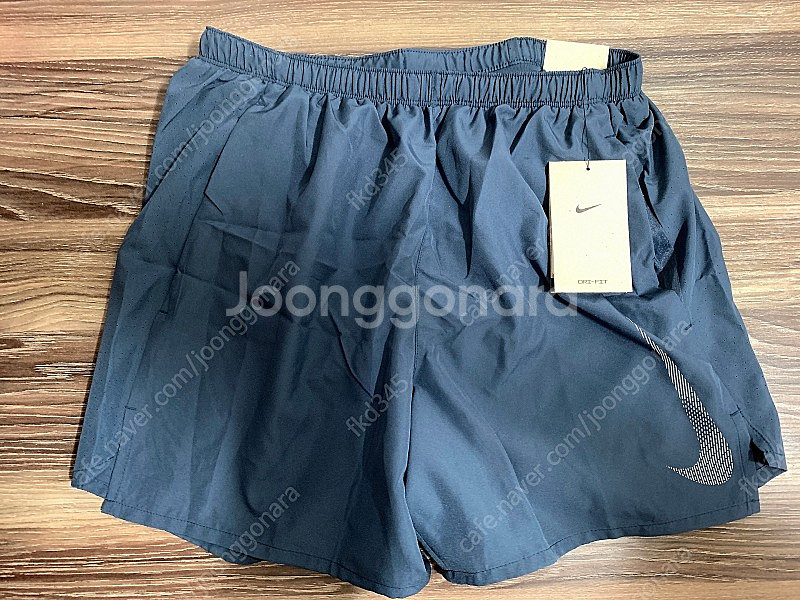 M ) 나이키 드라이핏 러닝 팬츠 5인치 새상품--0