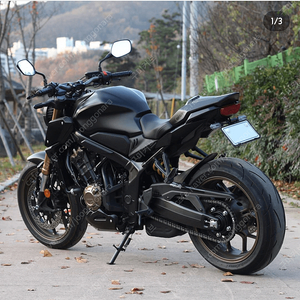 2021년 9월식 혼다 cb650r 팝니다.