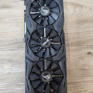 Asus gtx1070 그래픽카드 팝니다