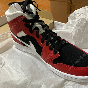 나이키 조던1 미드 짐레드 Jordan 1 Mid Gym Red Black 265-270사이즈 추천 새상품