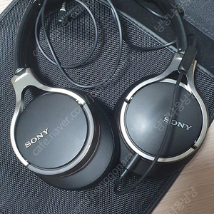 소니(SONY) 헤드폰(MDR-10R)