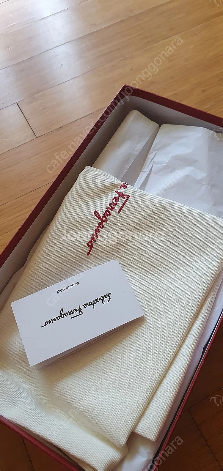 페라가모 아벨라 펌프스 8D--6