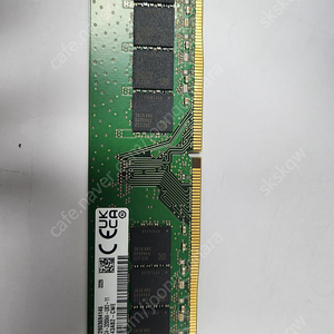 메모리카드(RAM) ddr4 3200 32기가 팝니다 (택배비포함)