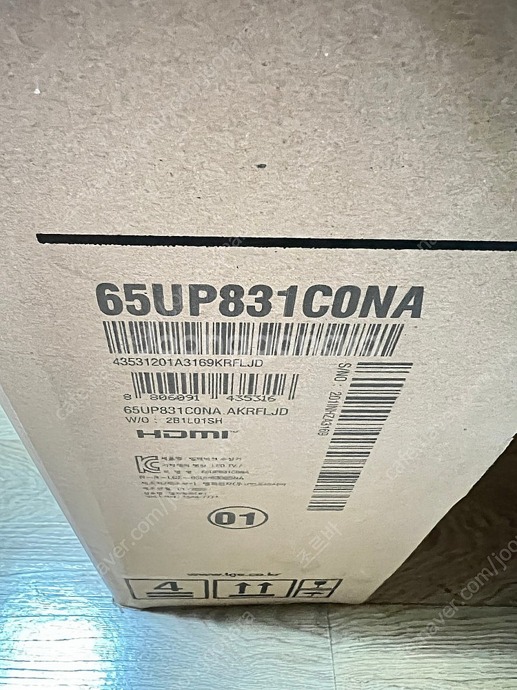 LG 65인치 4K TV 단순개봉 미사용 제품 팝니다.--1