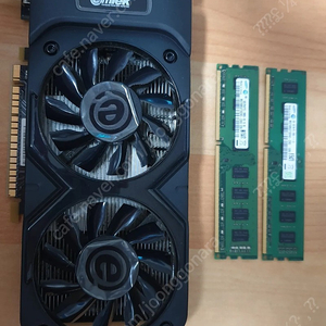 지포스 이엠텍 750ti 2gb 2펜짜리 팝니다