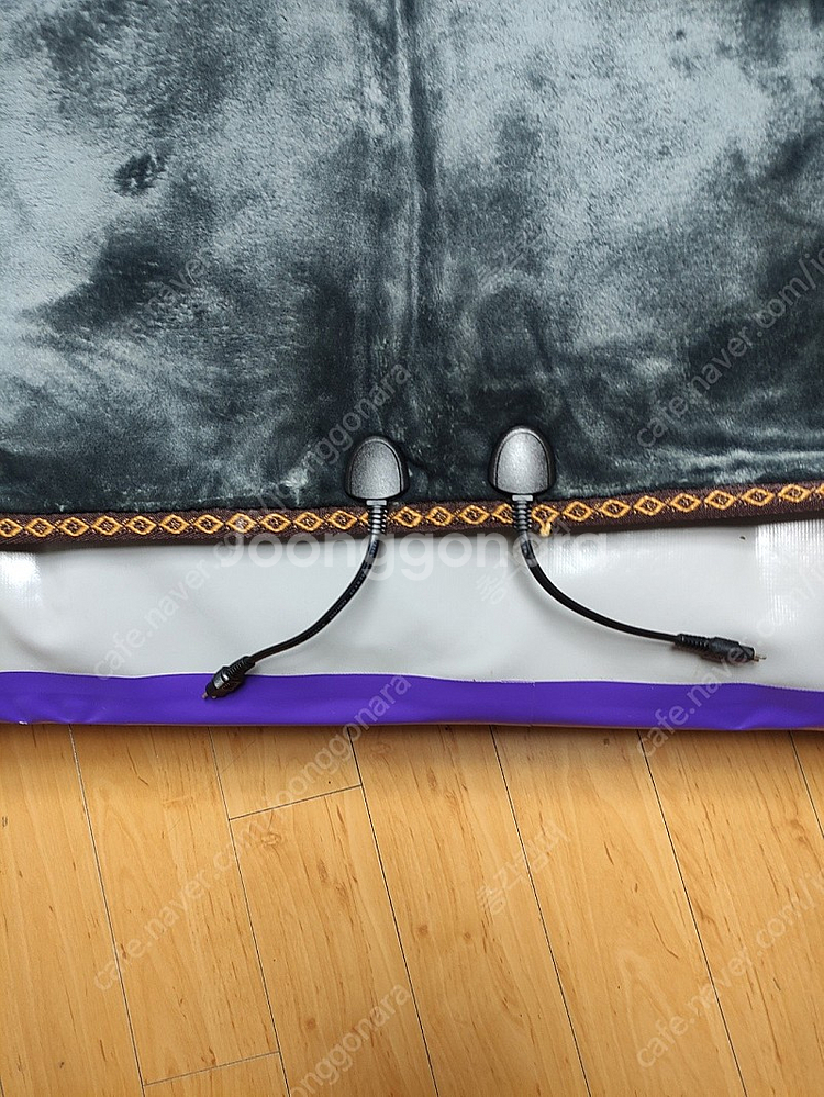 마루아웃도어 나노카본 온열매트(12v) +멀티시거잭 전압측정(확인) 판매합니다.--2