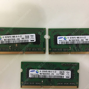 노트북 메모리 1GB 1Rx8 PC3-10600S-09-10-ZZZ , 1GB 1Rx8 PC3-8500S-07-10-ZZZ 팝니다.