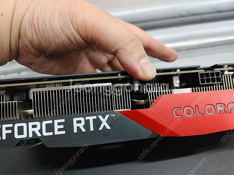 컬러풀 rtx 3060 토마호크 팝니다--3