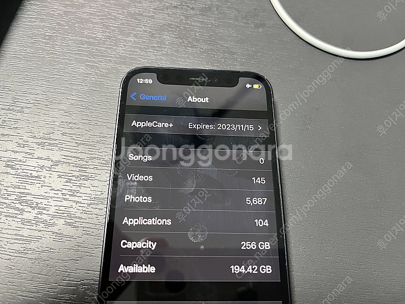 아이폰 12 미니 블랙 256GB +애케플 팝니다--4