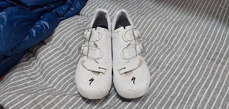 에스웍스7 사이즈41.5 팝니다.--3