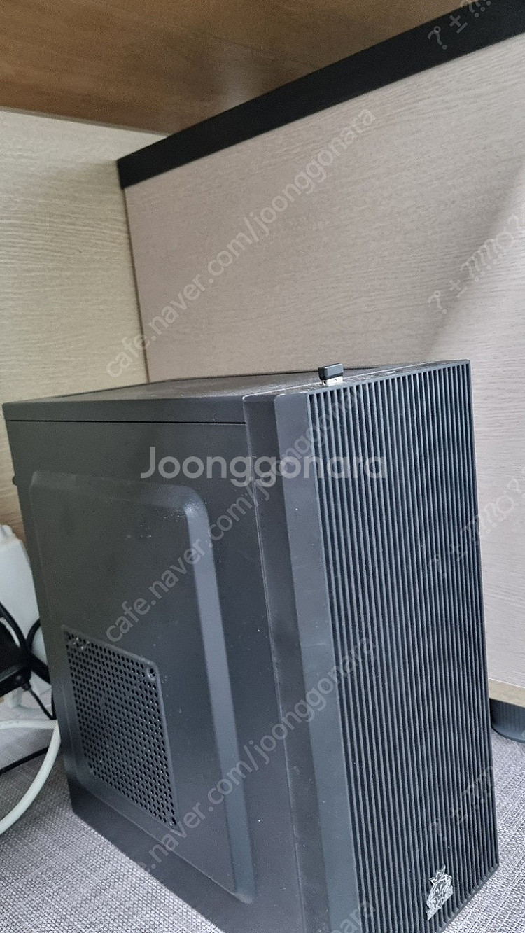 컴퓨터 본체 팝니다.--0
